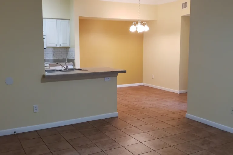 Classic kitchen and dining room